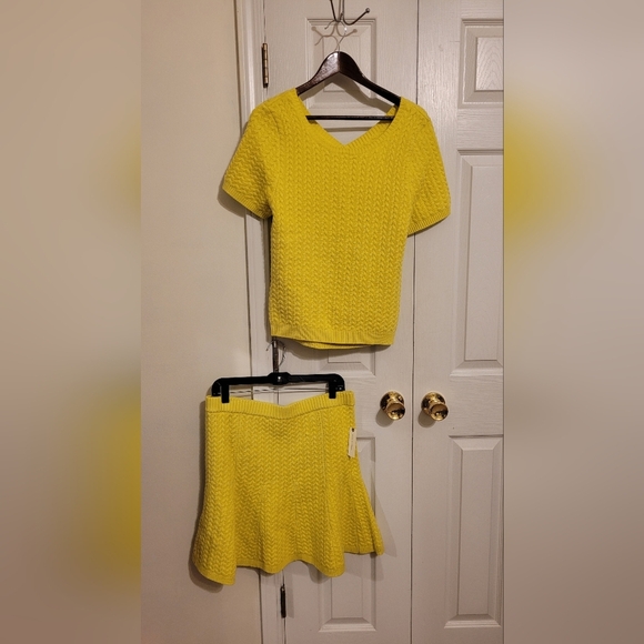 Anthropologie Maeve Colorblocked Knit Mini Skirt Set, Yellow, Large - Picture 2 of 5